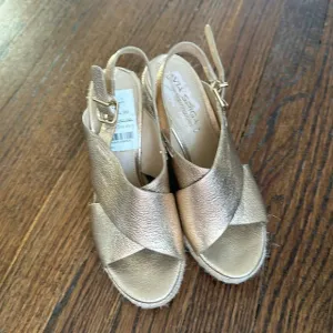 Via Spiga Gold Eapadrille Wedge 5.5 Pristine Condition