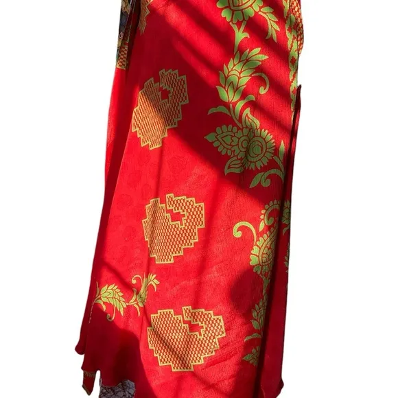 Vibrant Darn Good Yarn Reversible Sari Silk Wrap Skirt. NWOT