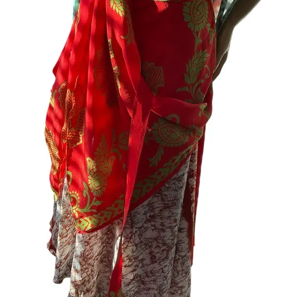 Vibrant Darn Good Yarn Reversible Sari Silk Wrap Skirt. NWOT