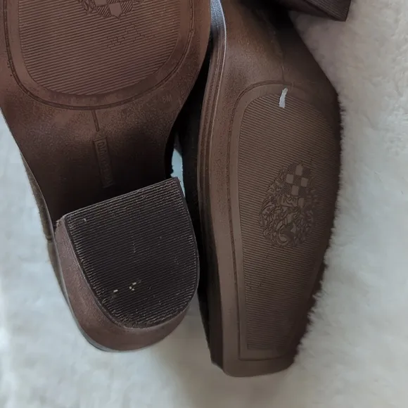 Vince Camuto Amtinda Sable Zipper Closure Squared Toe Suede Ankle Boots Size 8
