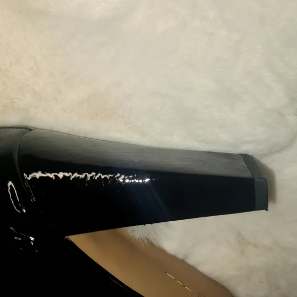 Vince Camuto Black Over the Knee Boots with High Heel and Glossy Finish