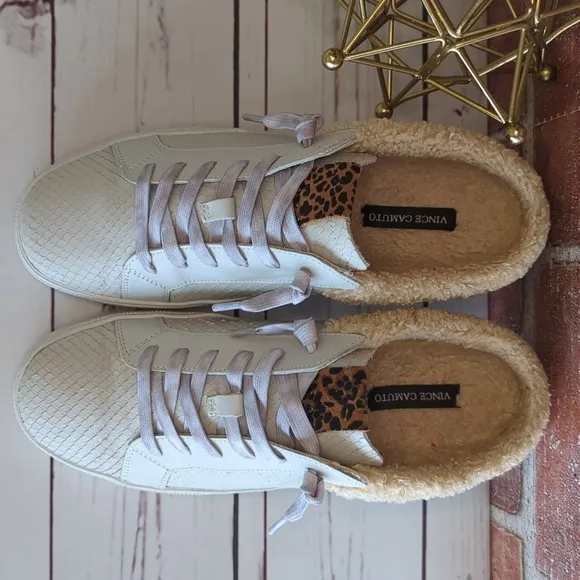 Vince Camuto Sneaker Women's Size 9 Cream Faux Fur Madrista Slip On Mule Casual