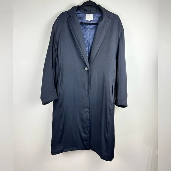 Vince OVERSIZED LONG-LINE CREPE COAT IN NAVY Oversized Size Small Slightly Puff