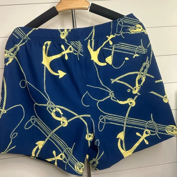 Vineyard Vines Blue and Yellow Anchor Print Men’s Swim Shorts | Brand New