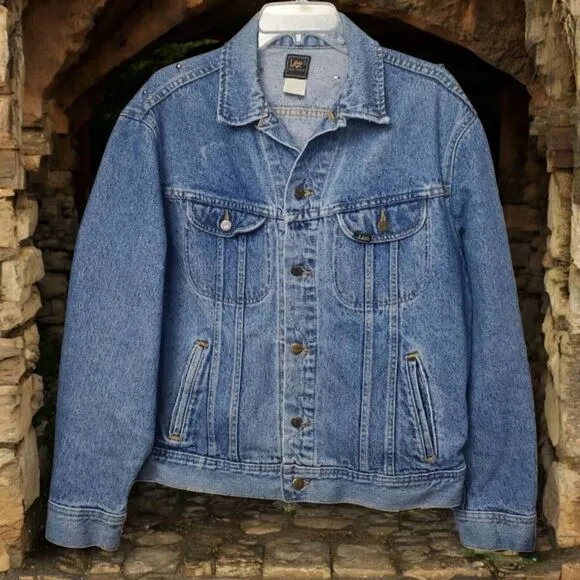 Vintage 70s Lee Womens Medium Jean Jacket PATD-153438 Blue Studded Made in USA