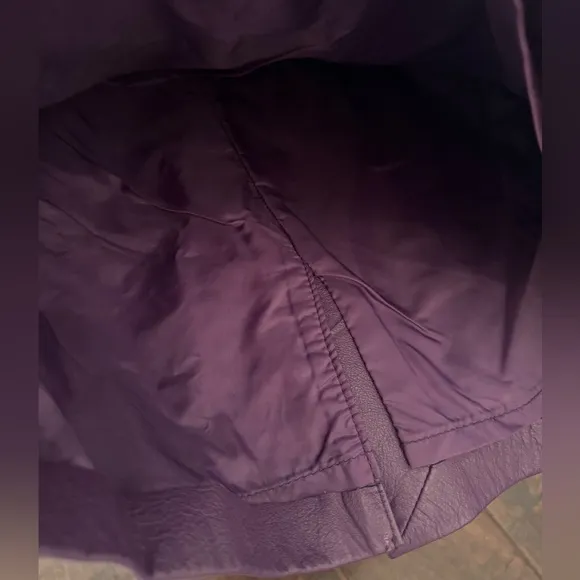 Vintage 80s/90s Avon Fashions Purple Soft Leather Pencil Skirt – Size 5/6