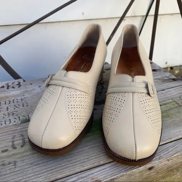 Vintage Dr Maertens Luftpolster cream nurse shoes Size 4 1/2