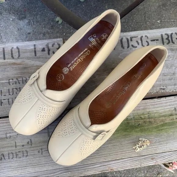 Vintage Dr Maertens Luftpolster cream nurse shoes Size 4 1/2