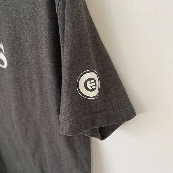Vintage Etnies Shoes Skateboard BMX Skateboarding Logo T-Shirt Mens Large USA
