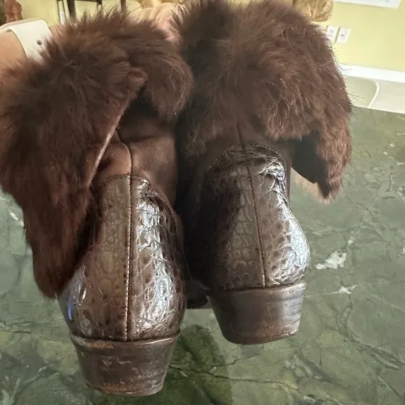 Vintage Hassia Real Beaver Fur   Crocodile embossed Ankle Boots 7. One of a Kind