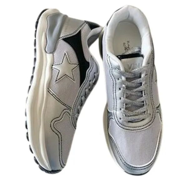 Vintage Havana Run Silver Sneakers Star Logo shoes Size 8 NEW Retail $125