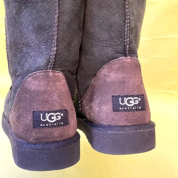 Vintage original black/brown UGG winter boots