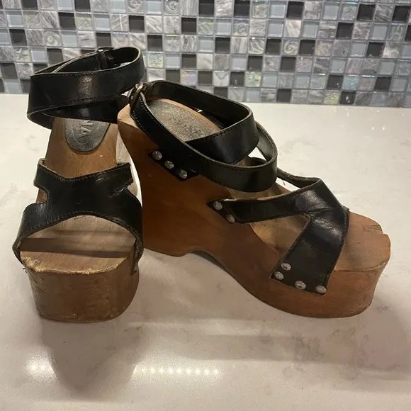 Vintage Retro Club Kid Wood Platforms-if these shoes could talk..Leather Straps