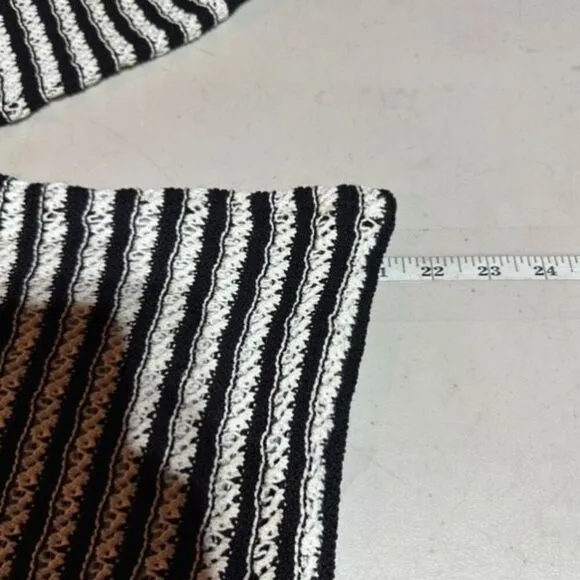 Vintage ST JOHN Sport 90s Black White Santana Knit Sweater Medium Boat Neck