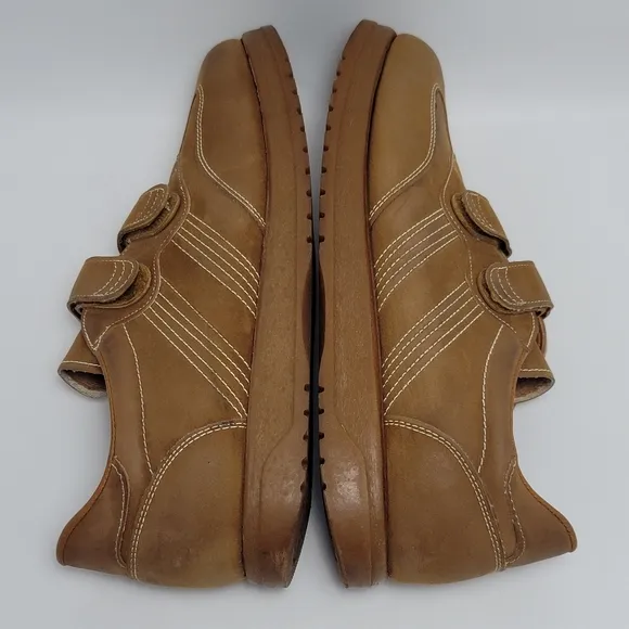 Vintage Suburbans Men's Hook And Loop Walking Sneakers Shoes Size 10.5 Brown