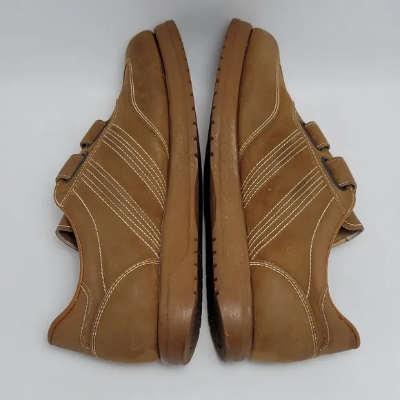 Vintage Suburbans Men's Hook And Loop Walking Sneakers Shoes Size 10.5 Brown