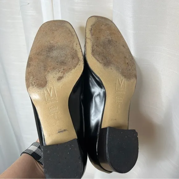 Vintage vaneli black fur embellished shoes