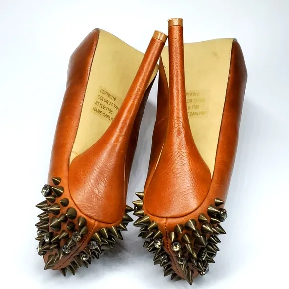 Vintage Wild Pair Carly Tan Spike Studded Platform Stilettos 5 EUC