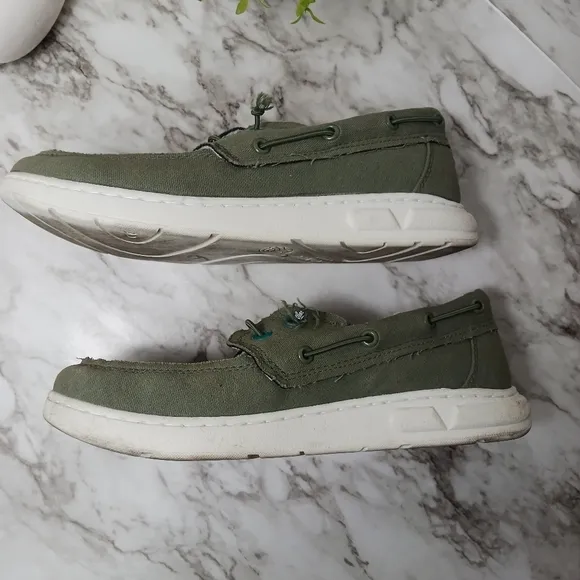 VIONIC Beach Mens 8 army green Skipper Slip-On Casual Comfort Shoes canvas