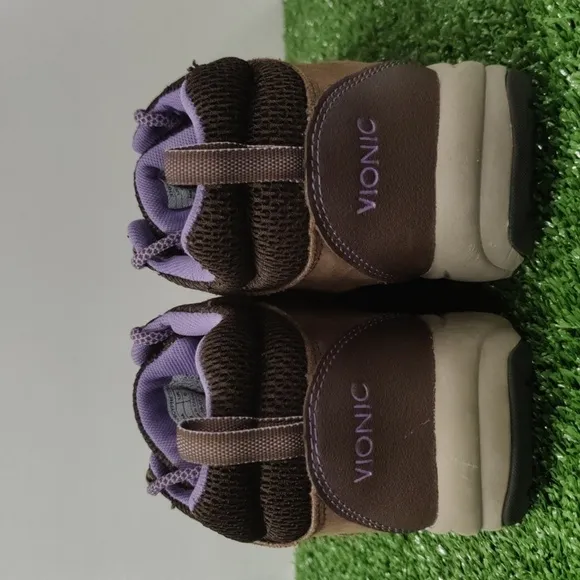 Vionic Cypress Hiking Boots Brown with lavender Accents, Size 8