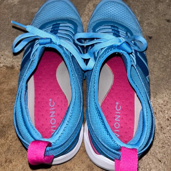 Vionic Women's Captivate Horizon Blue Sneakers Women’s Size 9‎ Workout GYM Shoes
