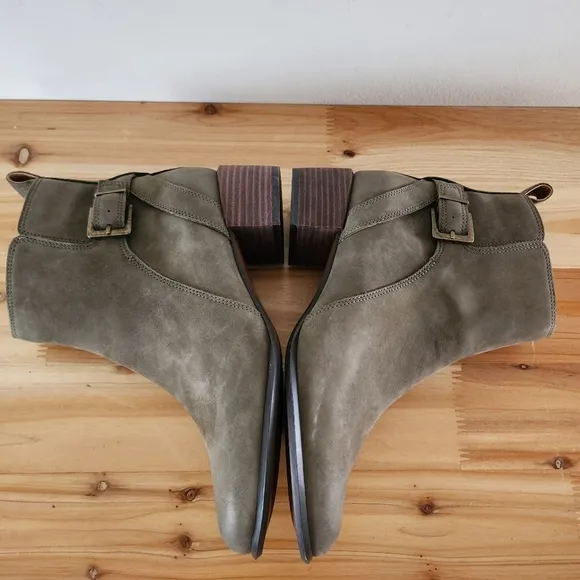 Vionic Womens Sienna Nubuck Embellished Waterproof Olive Ankle Boots Shoe Size 8