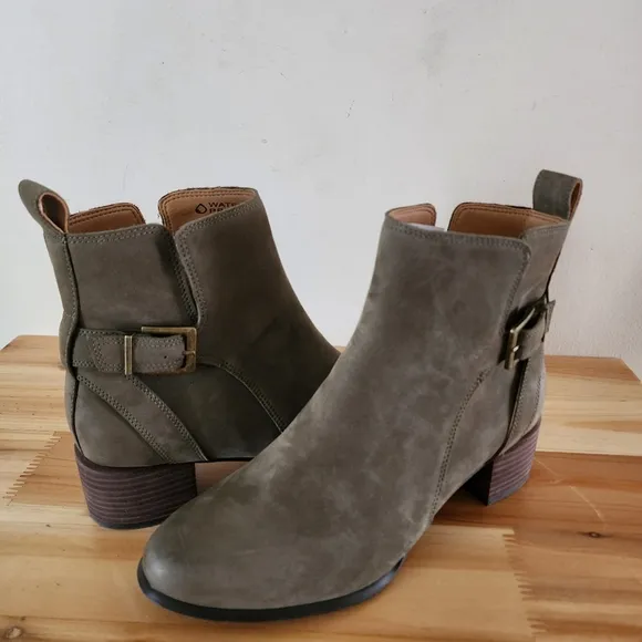 Vionic Womens Sienna Nubuck Embellished Waterproof Olive Ankle Boots Shoe Size 8