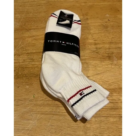 Vtg TOMMY HILFIGER Mens Cushion  Quarter Cut Socks 3 Pair Size 7-12 White 2005