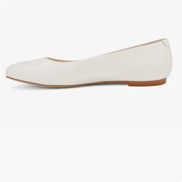 Walking Cradles Bronwyn white womens dress shoes in  SZ 8M.