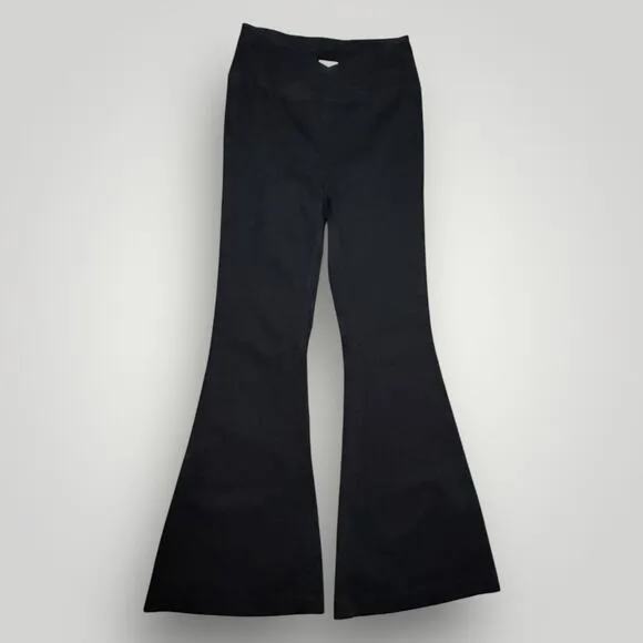 WE THE FREE CROSSOVER FRONT STRETCH FLARE JEANS BLACK MEDIUM 28