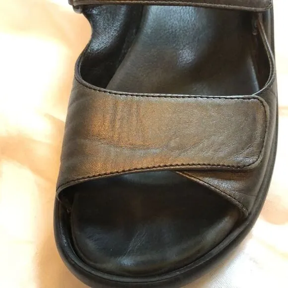 Wolky’s flora walking shoes sz 39