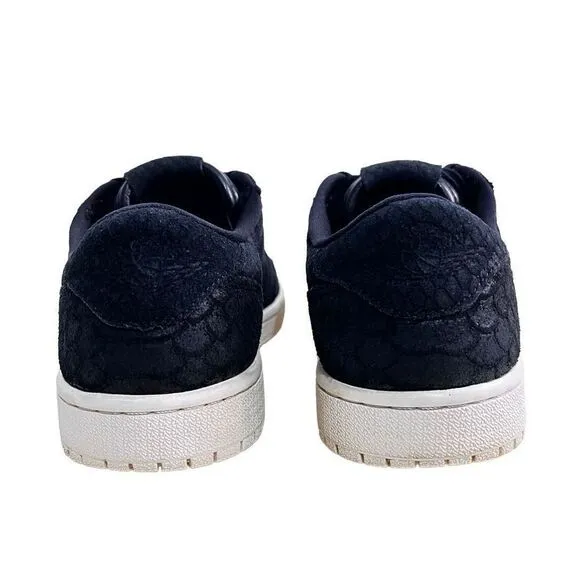 WOMANS AIR JORDAN 1 RE LO Size 7