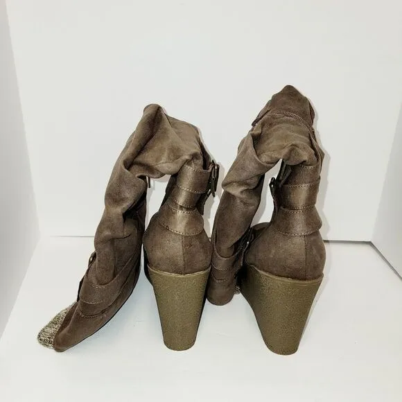 Women Evette Riding Boots‎ Toupe Size 8.5