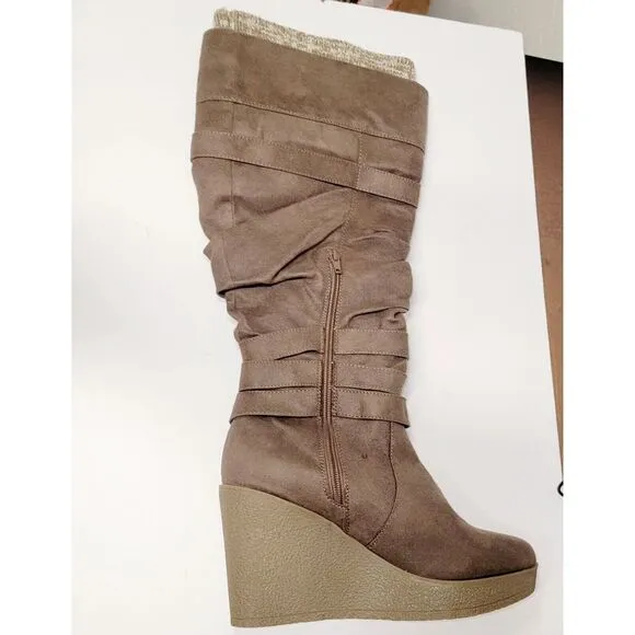 Women Evette Riding Boots‎ Toupe Size 8.5