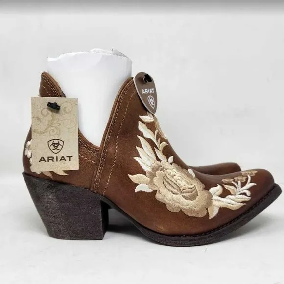 Women's 7 Ariat Encore Rose snip toe western cowgirl boots in Texas Tan 10040351