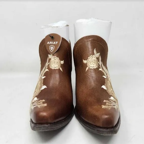 Women's 7 Ariat Encore Rose snip toe western cowgirl boots in Texas Tan 10040351
