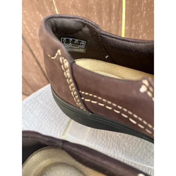 Women's Clarks Brown Leather Comfort/Casual Shoes Size 7M