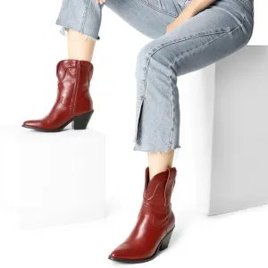 Women's cowgirl wine boots