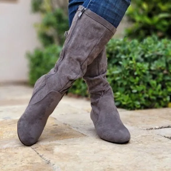 Women's Gray Wrinkle Finish Calf Length Pull On Boots Rounded Toe