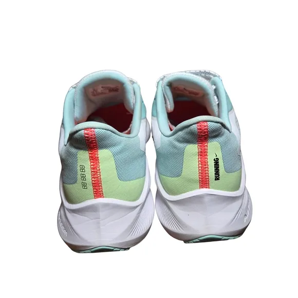 Womens Nike Zoom Winflow Athletic Running Shoes Size 8 White