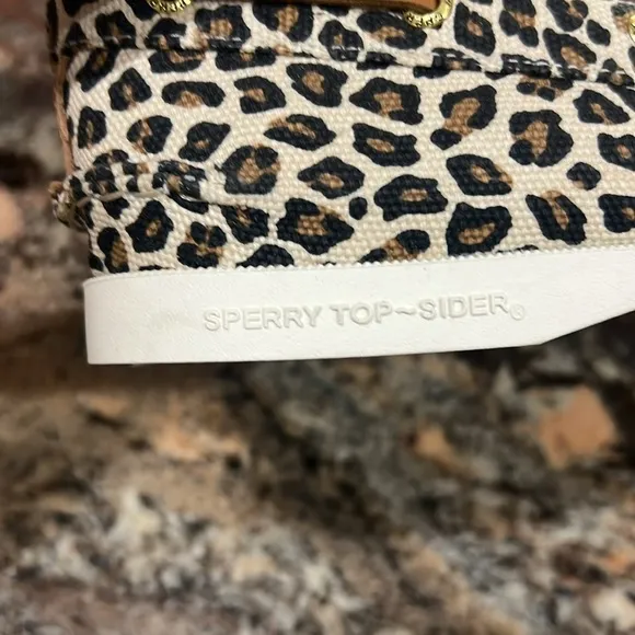 Women's Sperry Top-Sider Vida Animal Boat Shoes in a leopard print. Sz 9, EUC