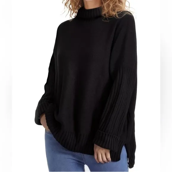 Women's Turtleneck Oversized Sweaters - Black M