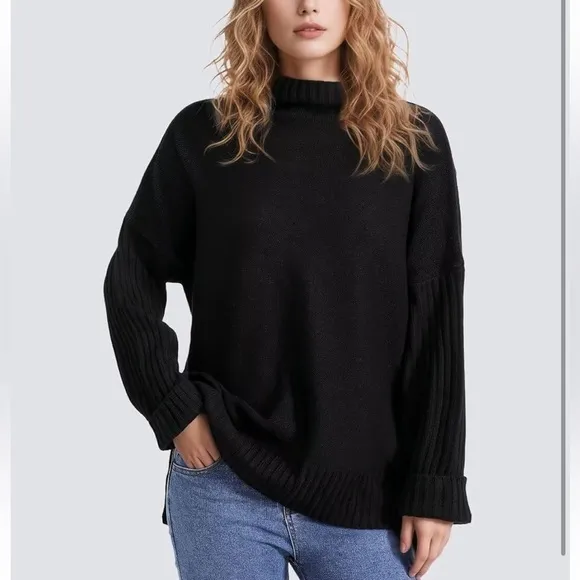 Women's Turtleneck Oversized Sweaters - Black M