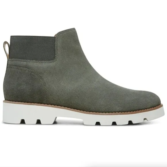 Women's Vionic Brionie Chelsea Boot (WIDE)