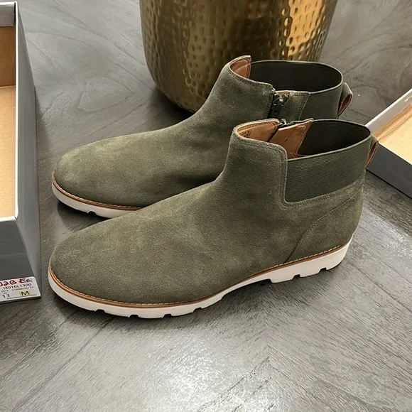 Women's Vionic Brionie Chelsea Boot (WIDE)