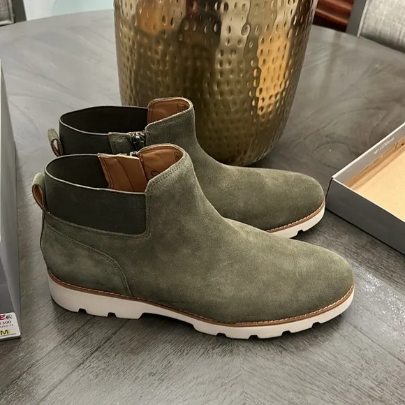 Women's Vionic Brionie Chelsea Boot (WIDE)