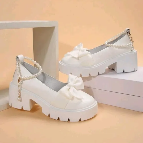 Women's Wedge High Heels Round Toe Shoes With Faux Pearl Chain Decoration