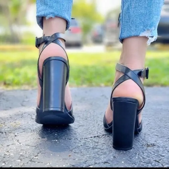 Womens Triple Straps Chunky Heels Sandals Black Color