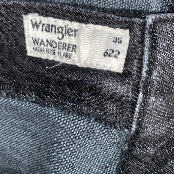 WRANGLER WANDERER 622 HIGH RISE MODERN FLARE JEANS in black