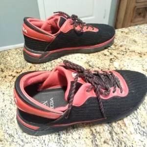 Zeba Shoes Hands Free Athletic Walking Comfort Shoes Black Red Men’s Size 9.5